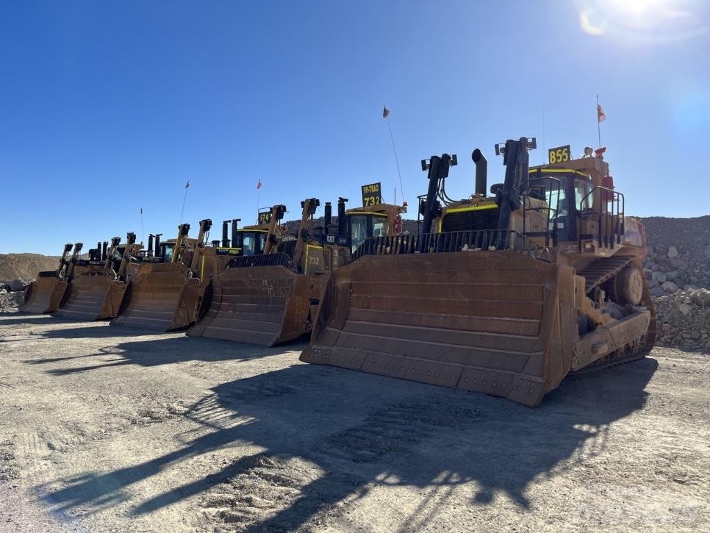 CAT D10T 履带式推土机