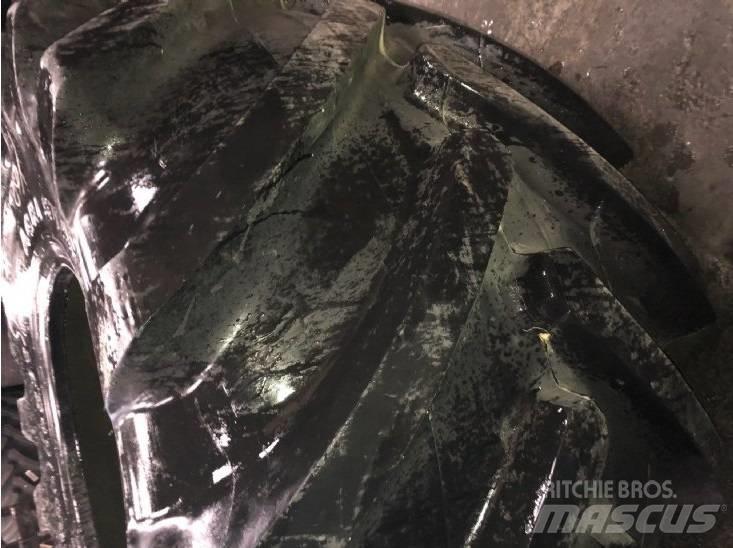 Alliance 1050/50R32 轮胎、车轮和轮圈