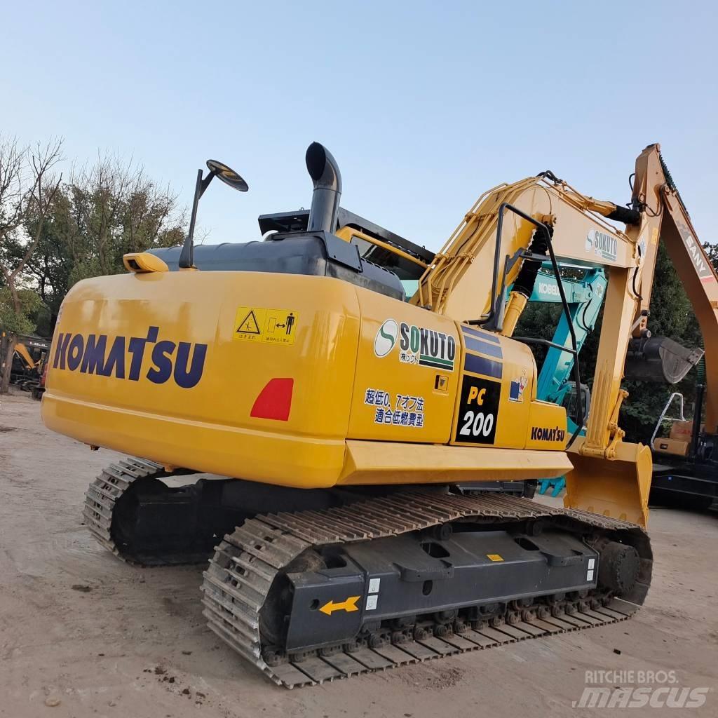 Komatsu PC 200-8 履带挖掘机