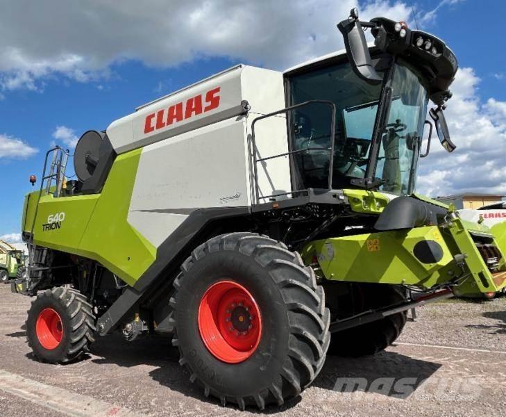 CLAAS TRION 640 联合收割机