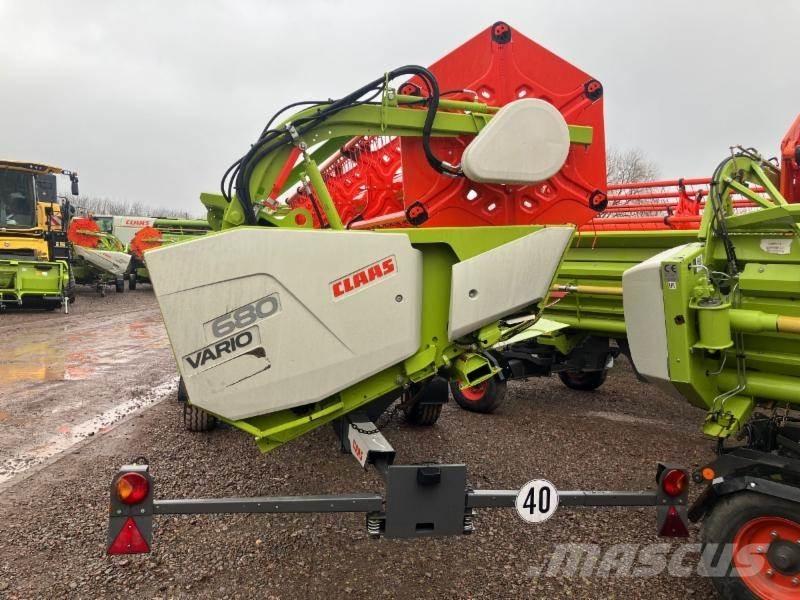 CLAAS TRION 640 联合收割机