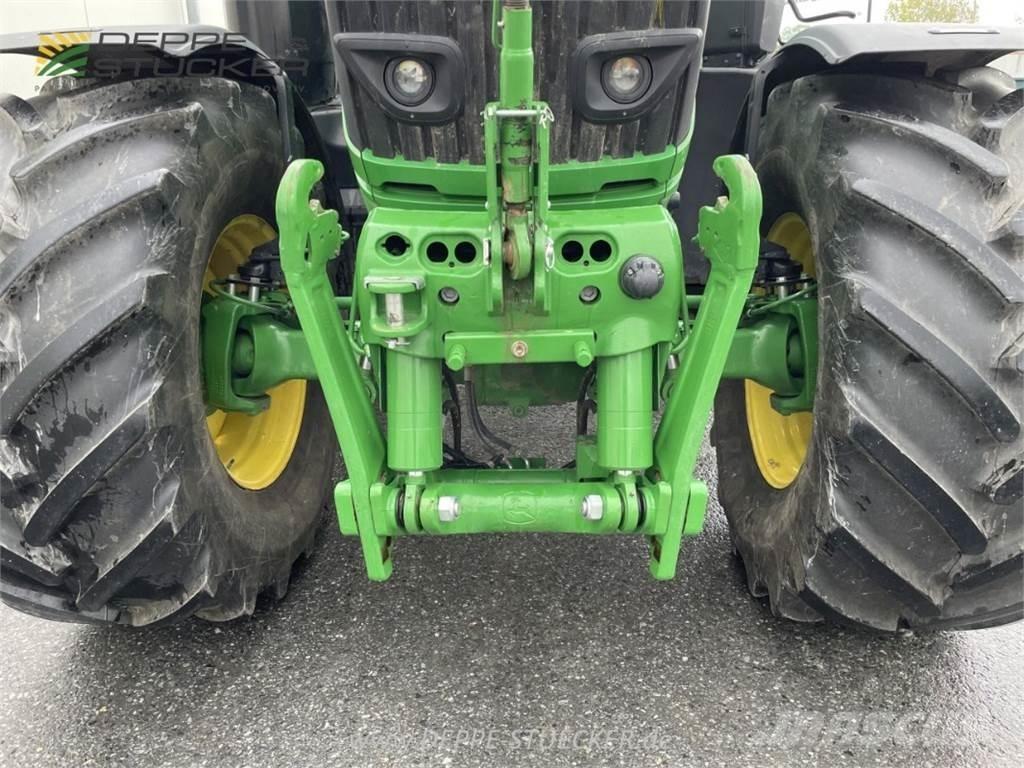 John Deere 6230R 拖拉机/农用车