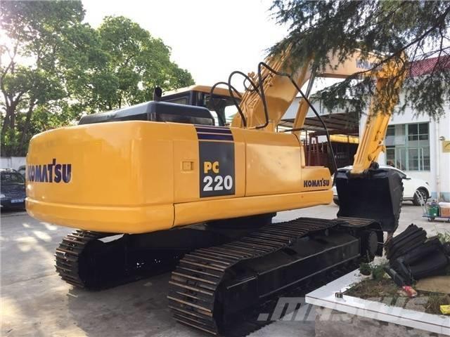 Komatsu pc220-7 履带挖掘机