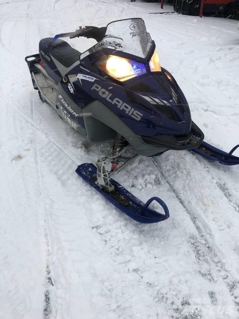 Polaris 900 Fusion 越野车