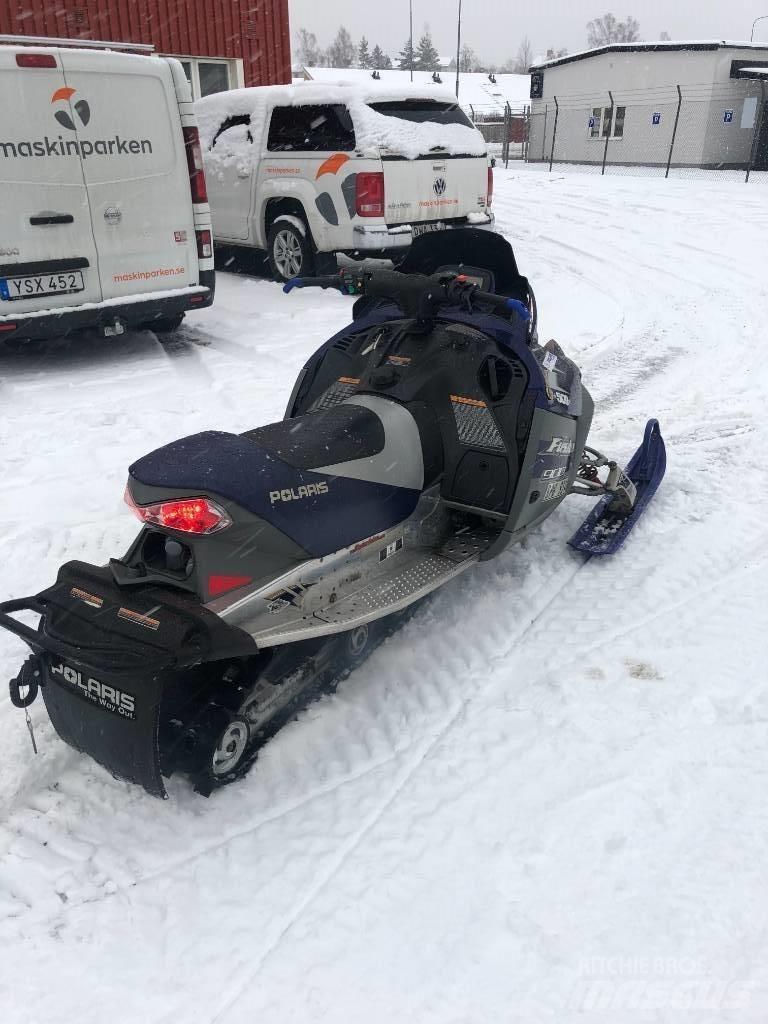 Polaris 900 Fusion 越野车