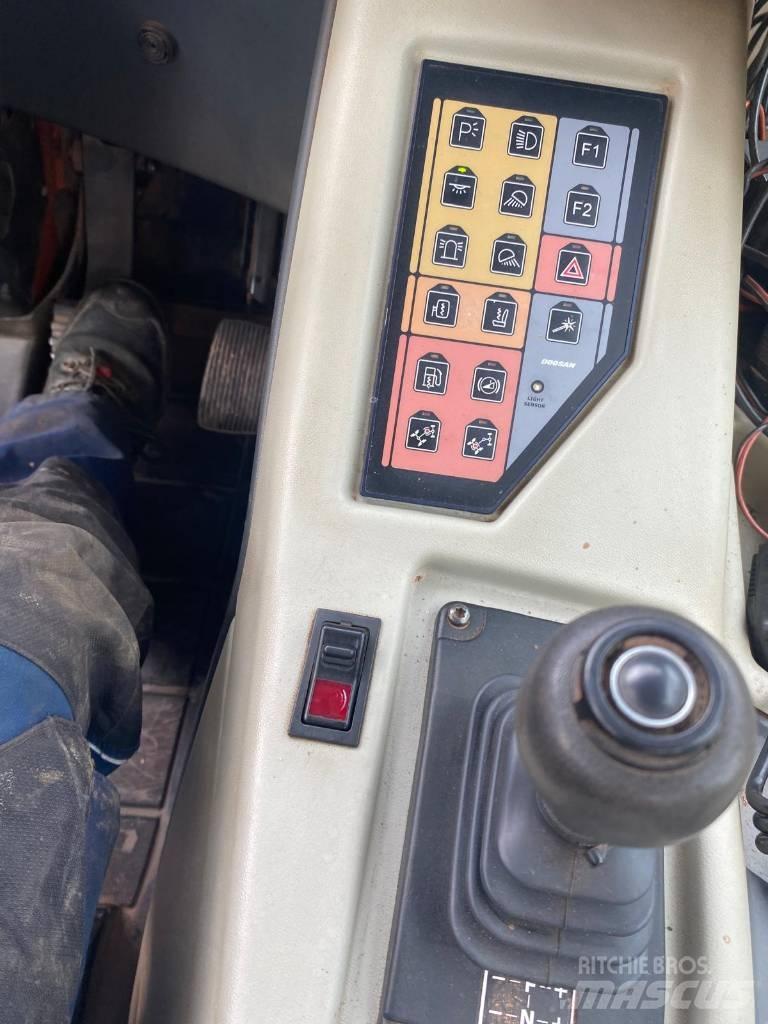 Doosan DA 40 铰接式自卸车