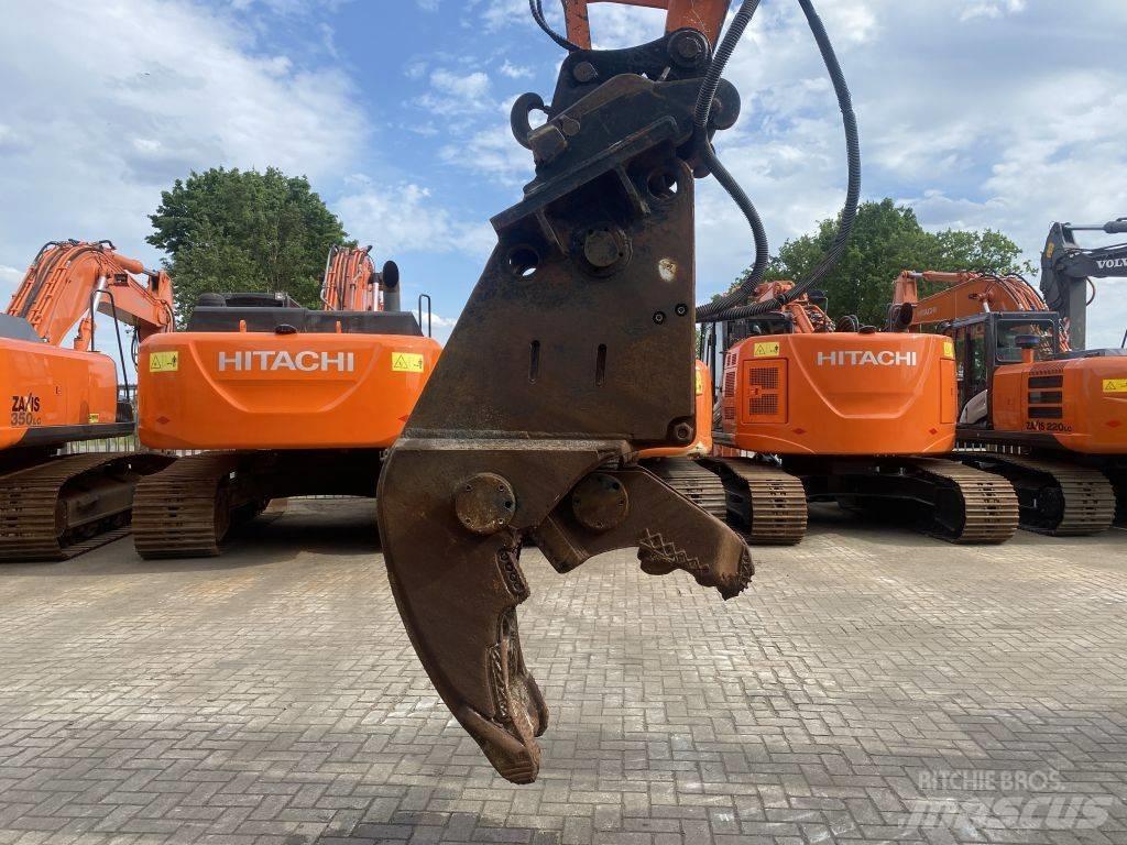  Crusher CW 30 破碎钳