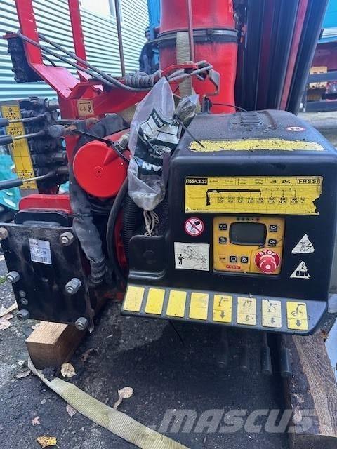 Fassi F 165 随车折臂吊
