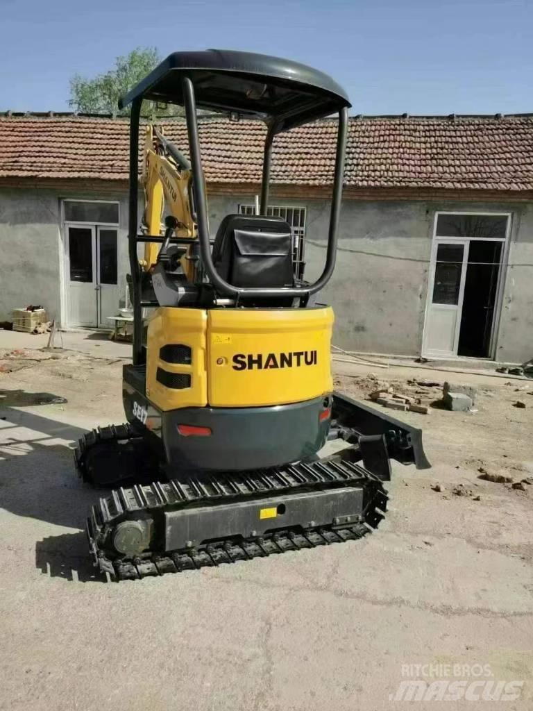 Shantui SE 17 SR 小型挖掘机