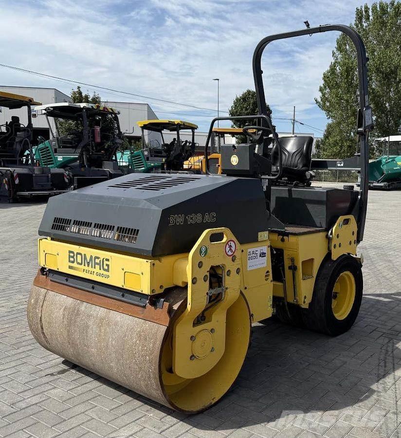 Bomag BW 138 AC 复合式压路机