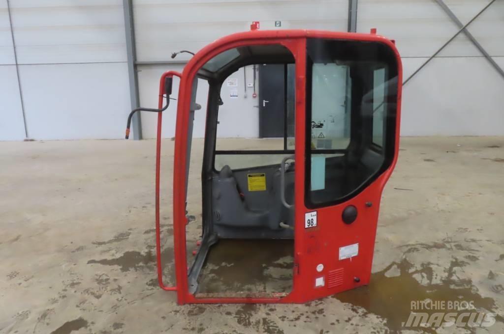 Volvo ECR 88 驾驶室与内部