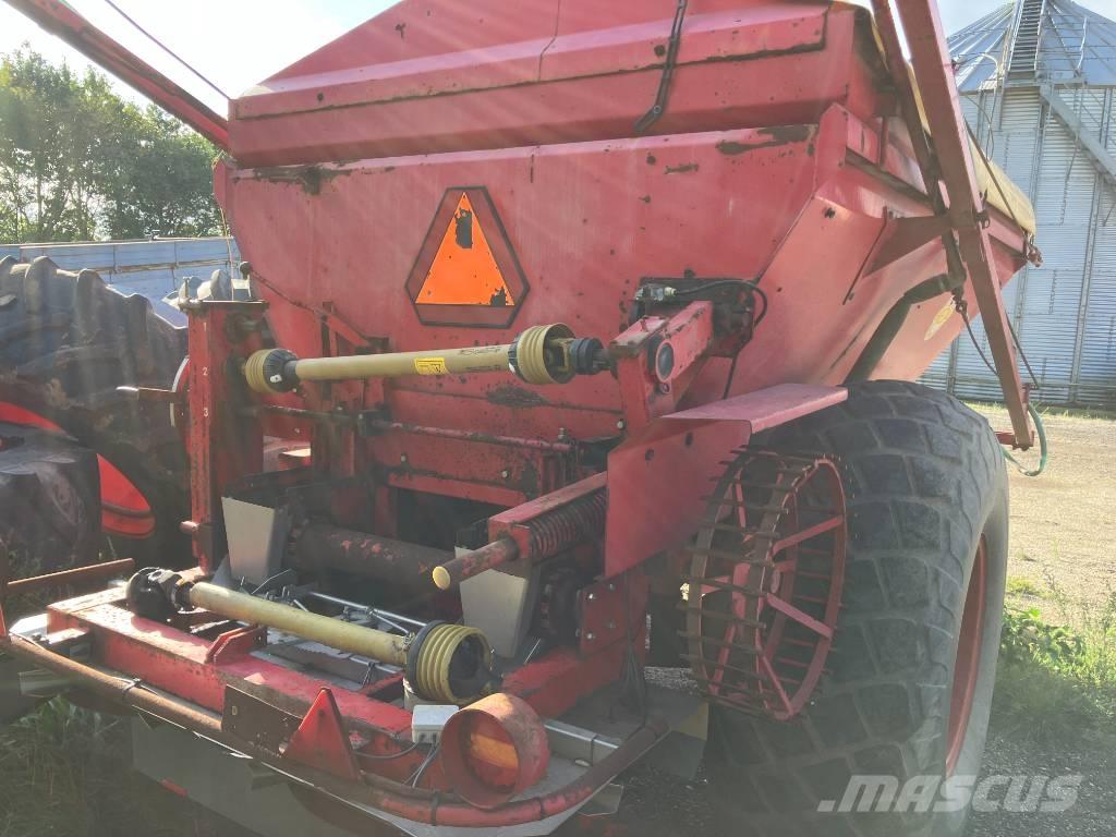 Bredal B 6 撒肥机