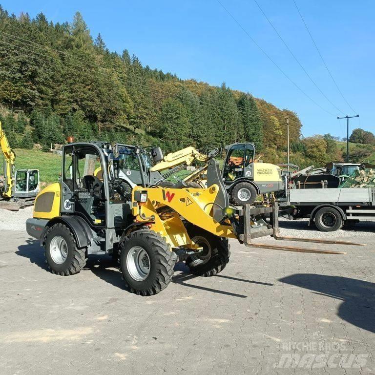 Wacker Neuson WL 44 轮式装载机
