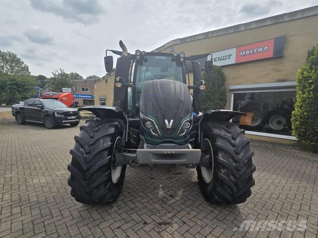 Valtra T 174 拖拉机/农用车