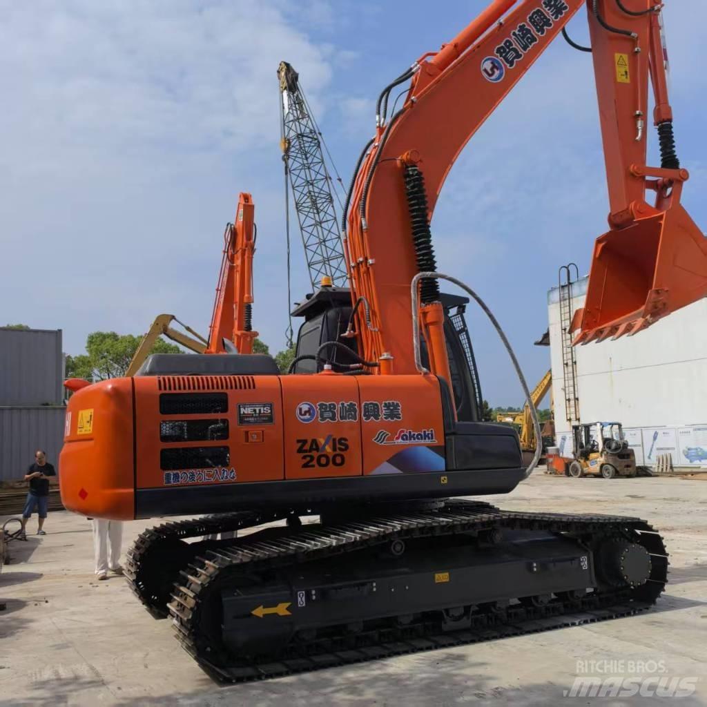 htiachi zx200-3g 中型挖掘机