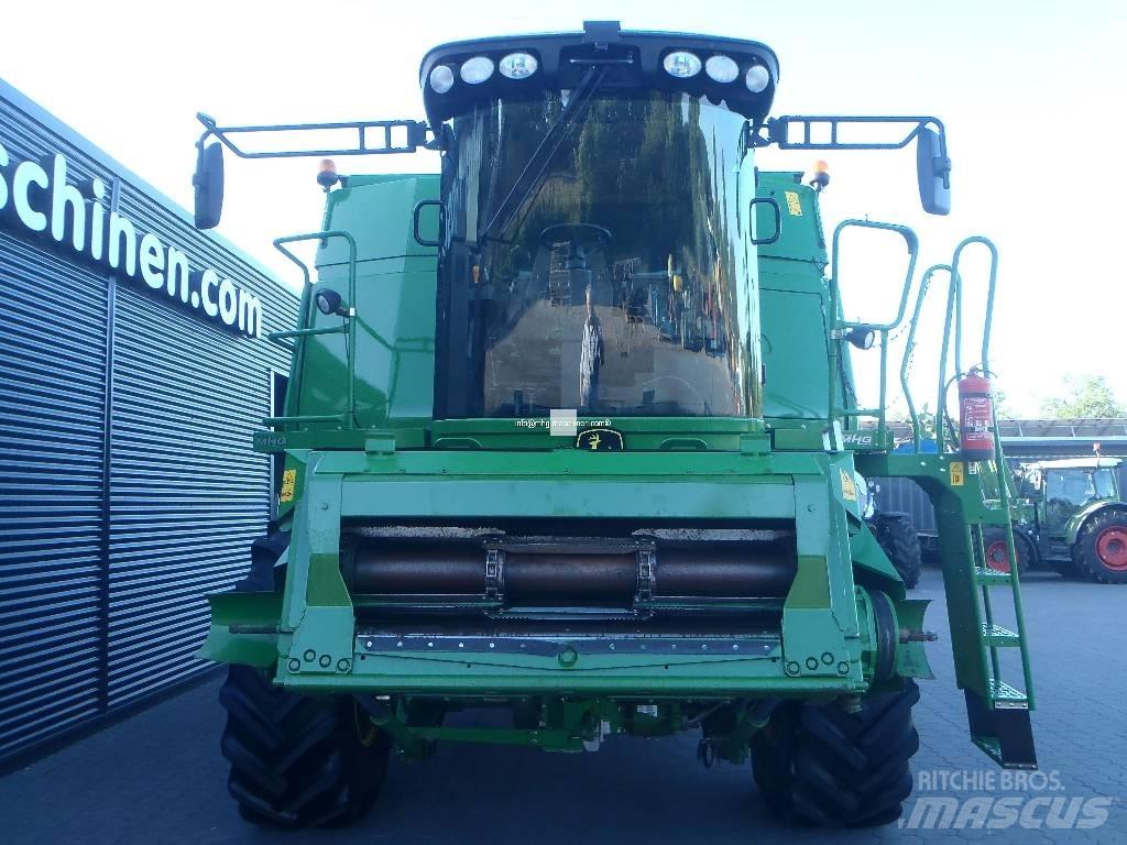 John Deere T670 联合收割机