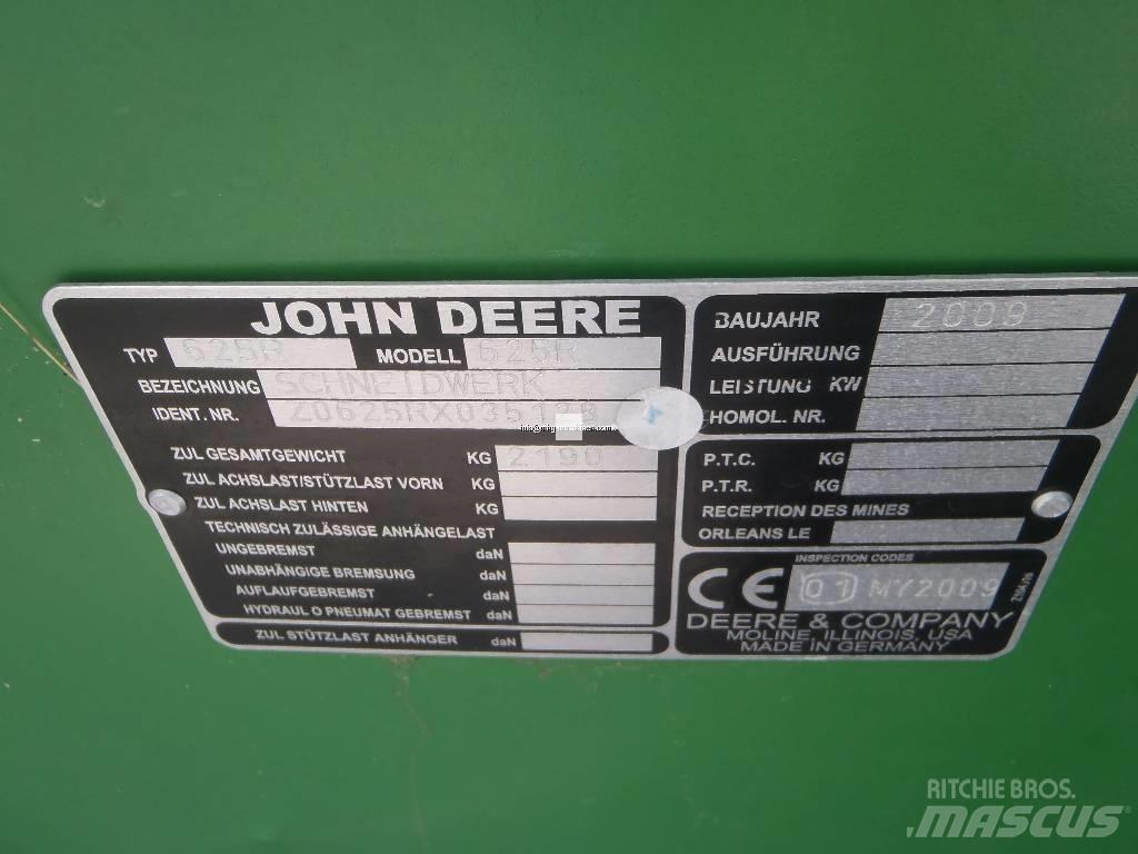 John Deere T670 联合收割机