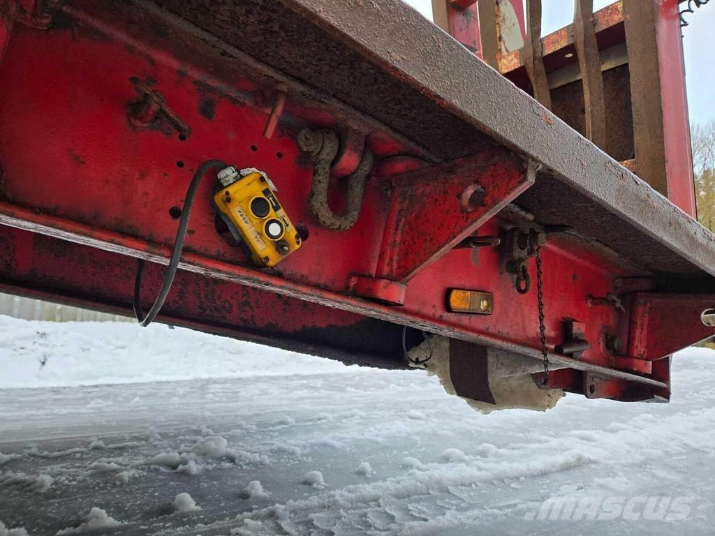 King GTS 44 低平板半挂车