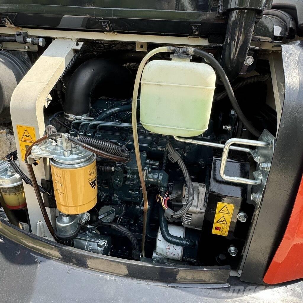 Kubota KX 165 小型挖掘机