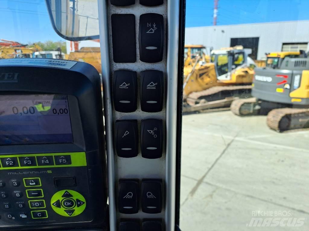 Volvo L150H (CDC) 轮式装载机