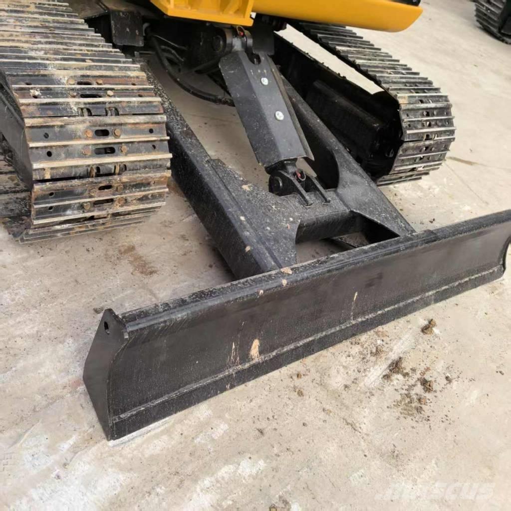 CAT 305.5 E 2 小型挖掘机