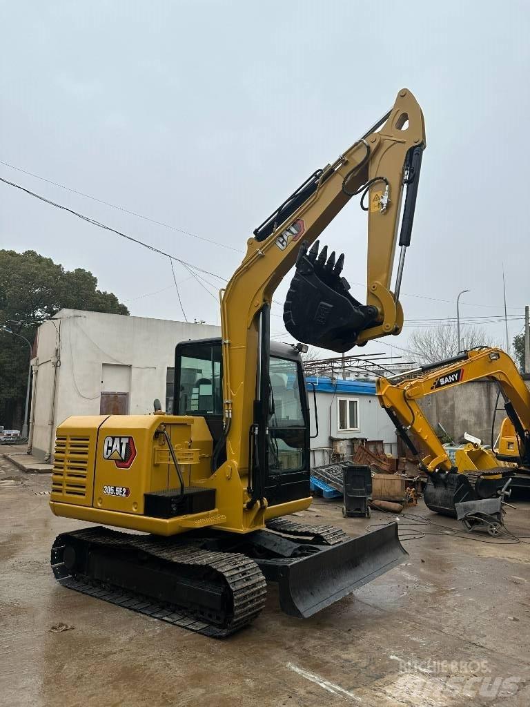 CAT CAT305.5 小型挖掘机