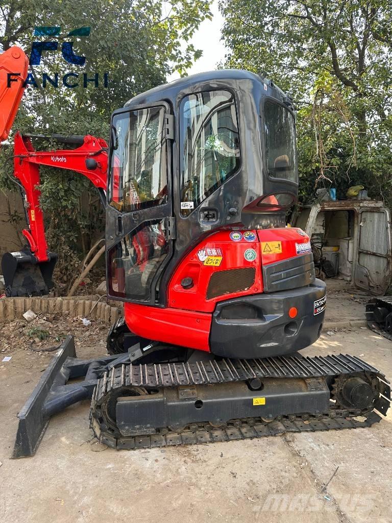 Kubota u35 履带挖掘机