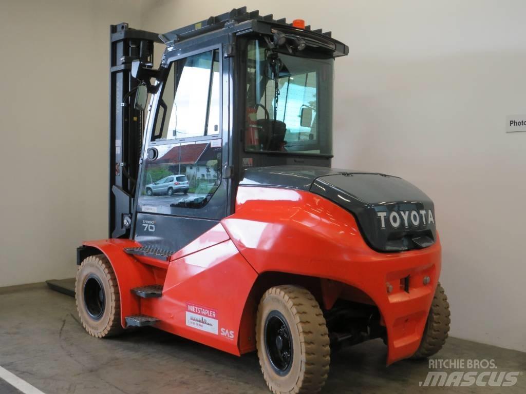 Toyota 9FBM70T 电动叉车