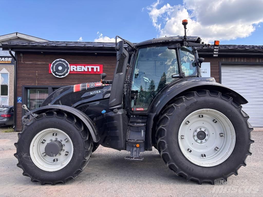 Valtra T 215 Versu 拖拉机/农用车