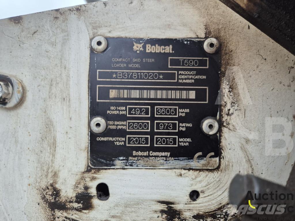 Bobcat T590 履带式装载机