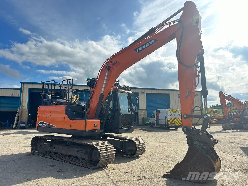 Doosan DX140 LC-7 履带挖掘机