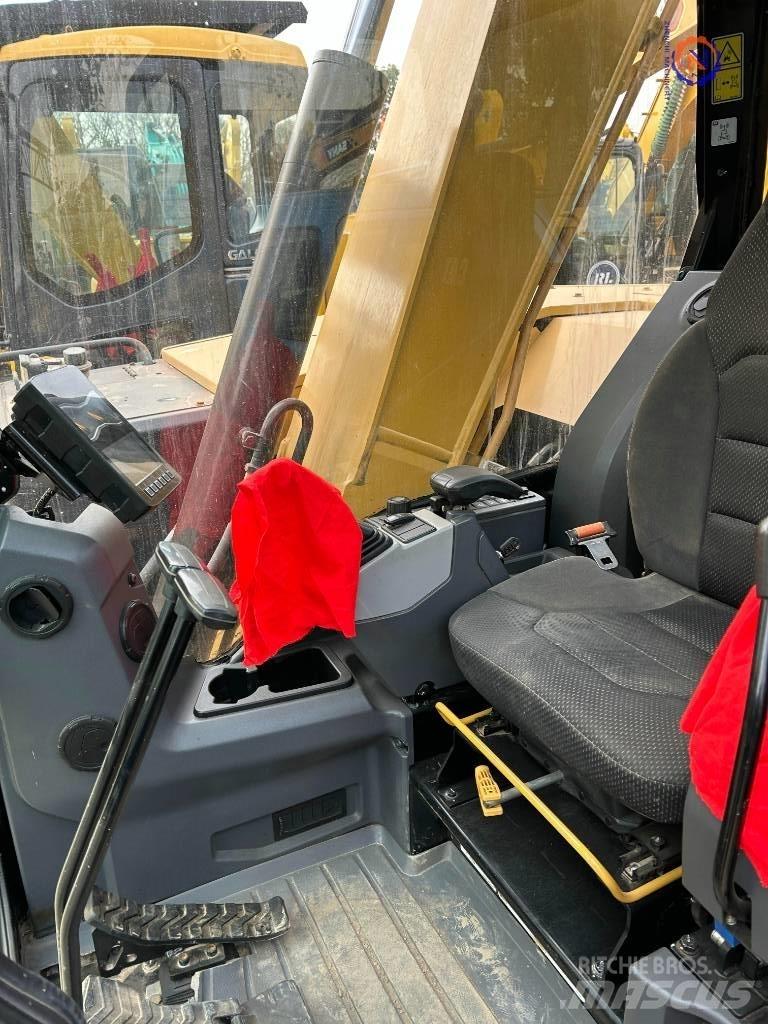 CAT 307 小型挖掘机