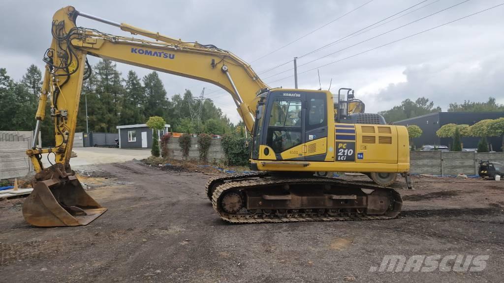 Komatsu PC210 LCi‑10 履带挖掘机