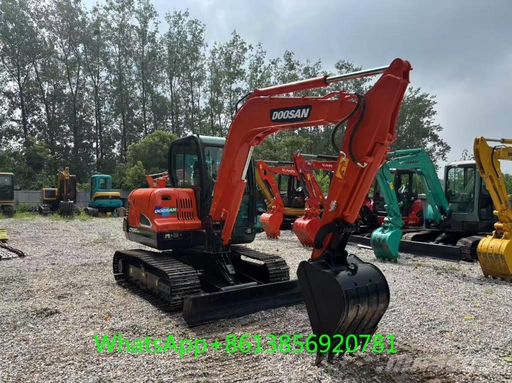 Doosan DX 60 小型挖掘机