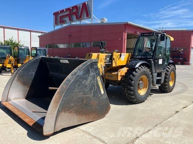 JCB 560-80 WM 伸缩臂叉装车|叉装车