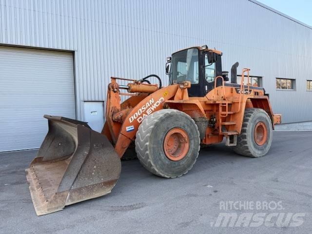 Doosan DL 400 轮式装载机