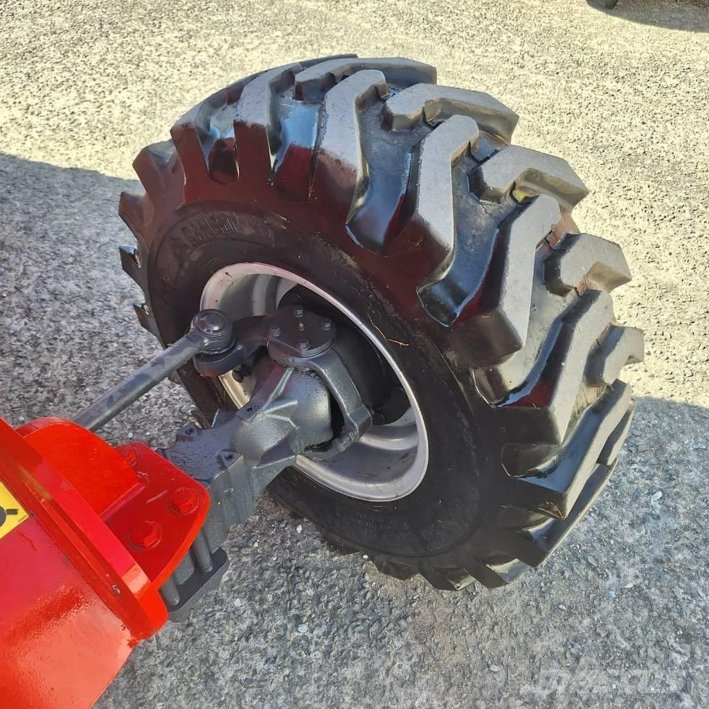 Manitou 180 ATJ 曲臂高空工作平台