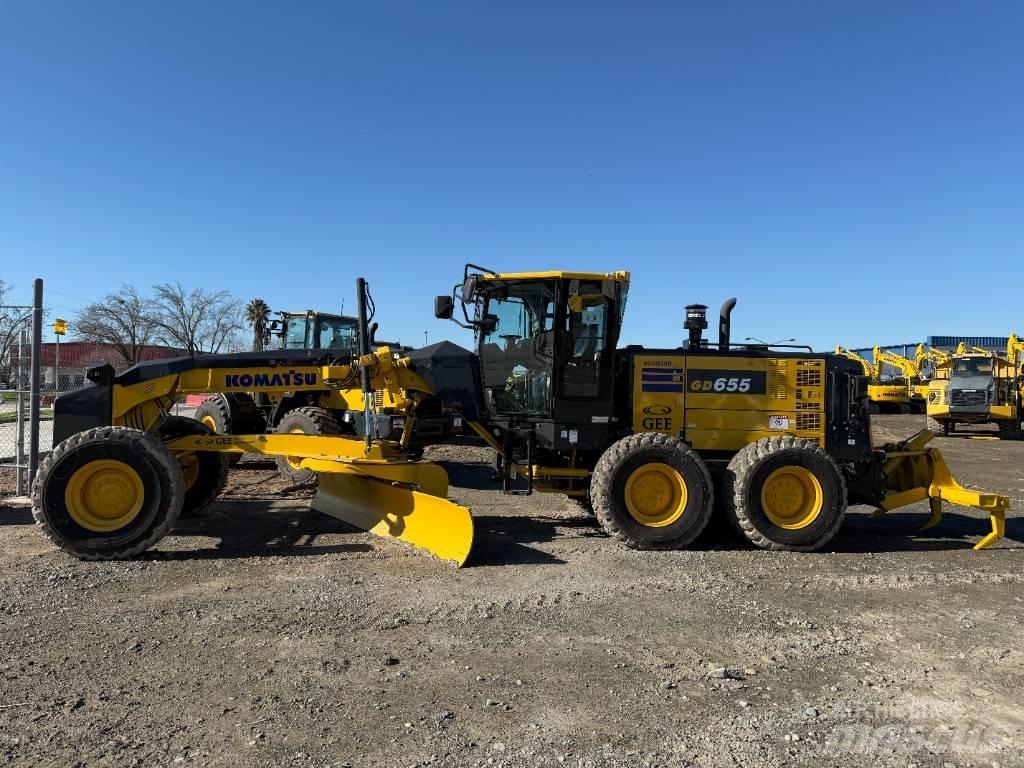 Komatsu GD655-7 平地机/推土机