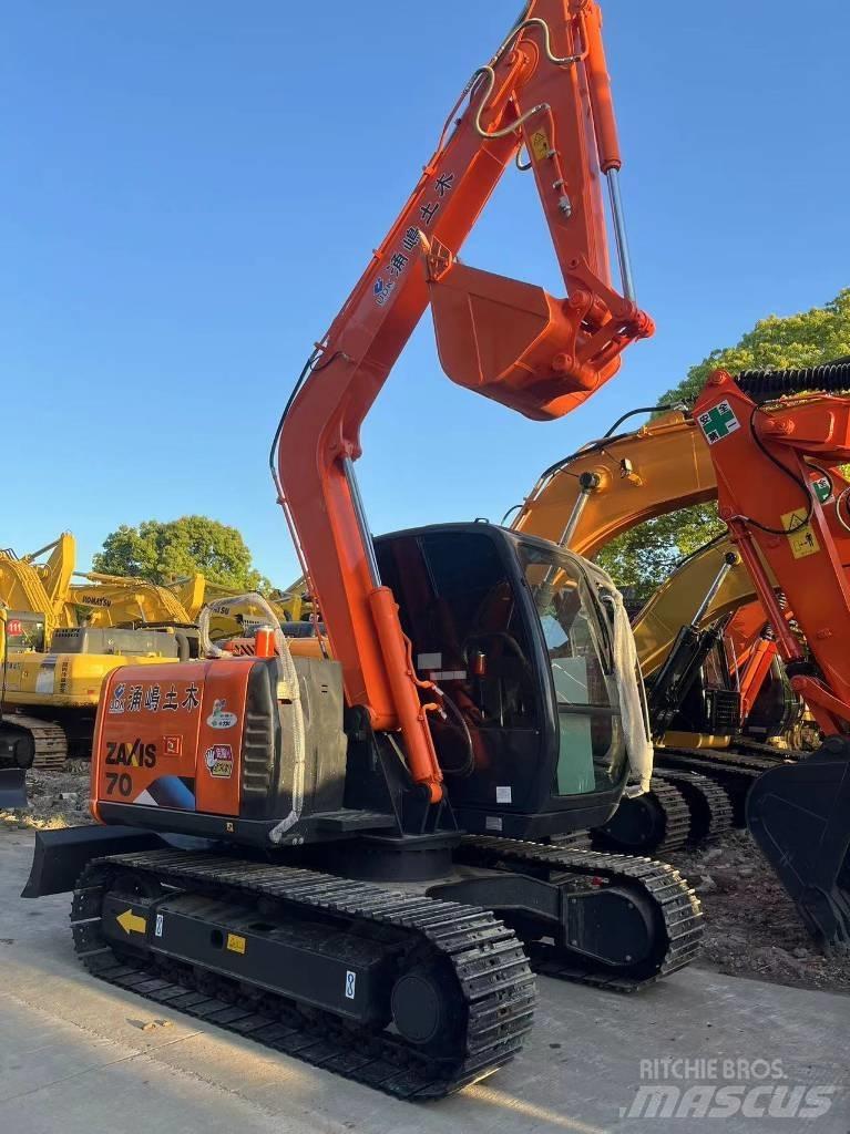Hitachi ZX 70 履带挖掘机