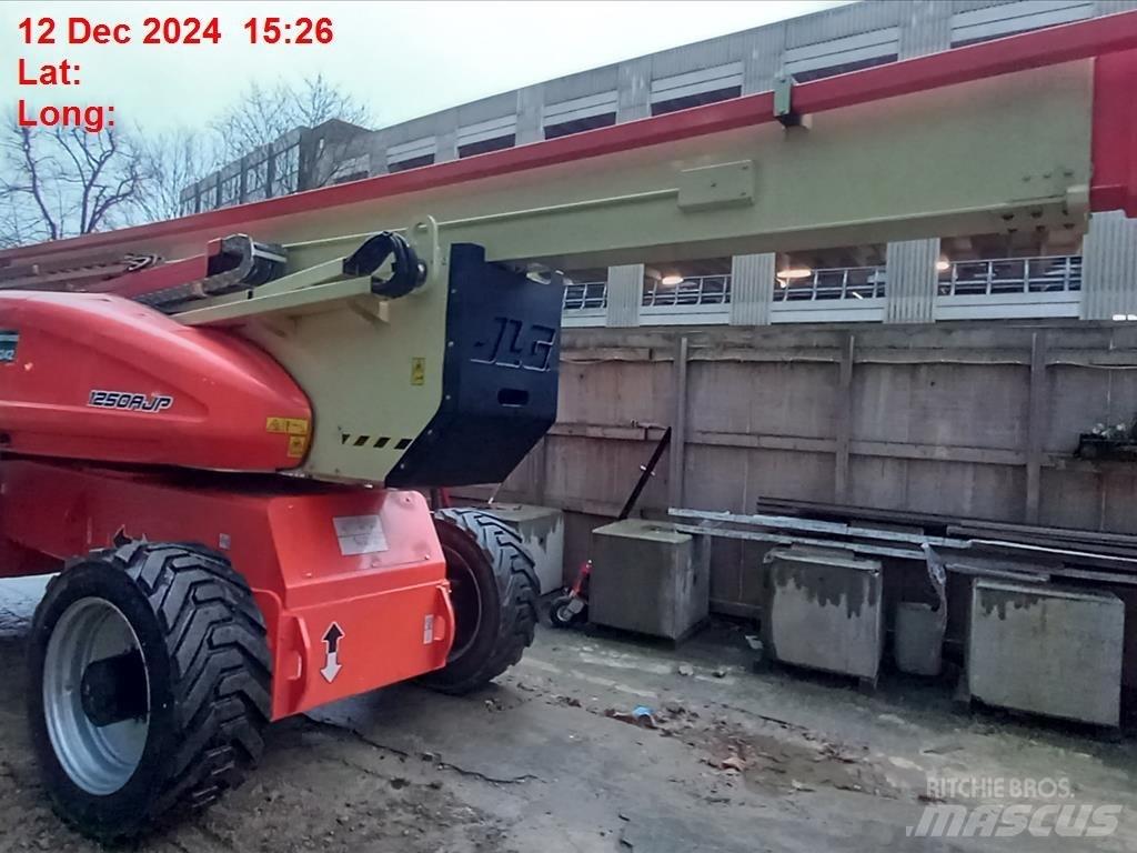 JLG 1250 AJP 曲臂高空工作平台