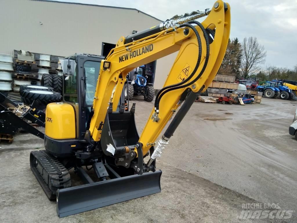 New Holland E37C 小型挖掘机