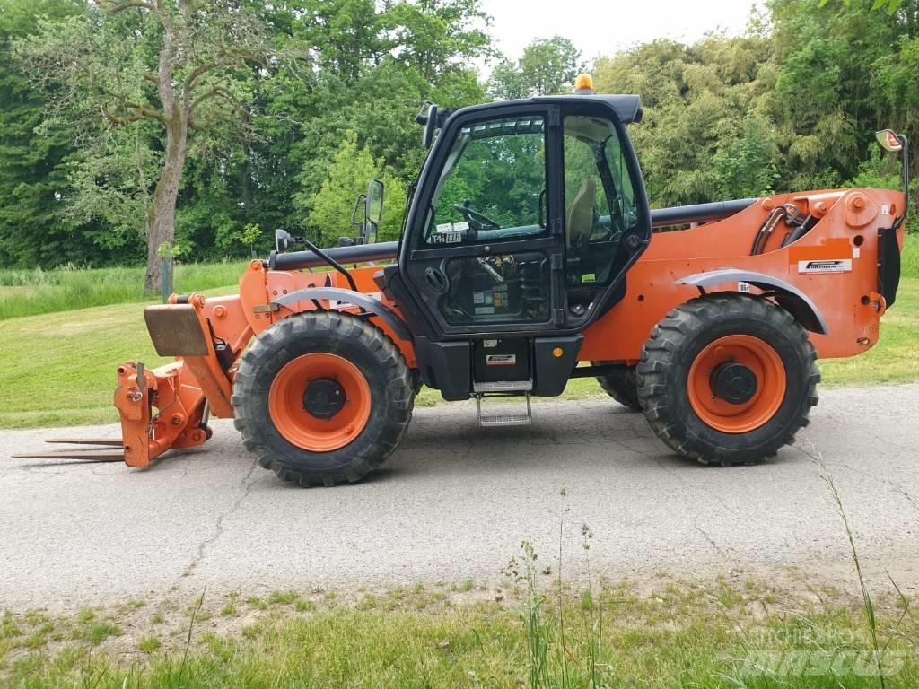 JCB 540-140 伸缩臂叉装车|叉装车