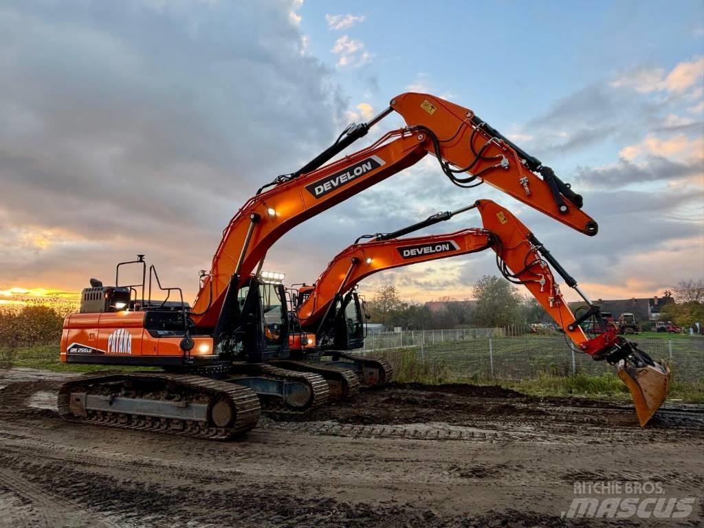Doosan DX 255 履带挖掘机