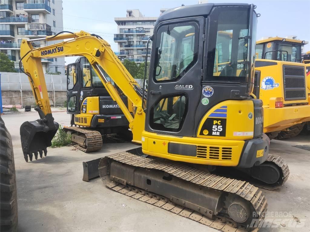 Komatsu PC56-7 履带挖掘机