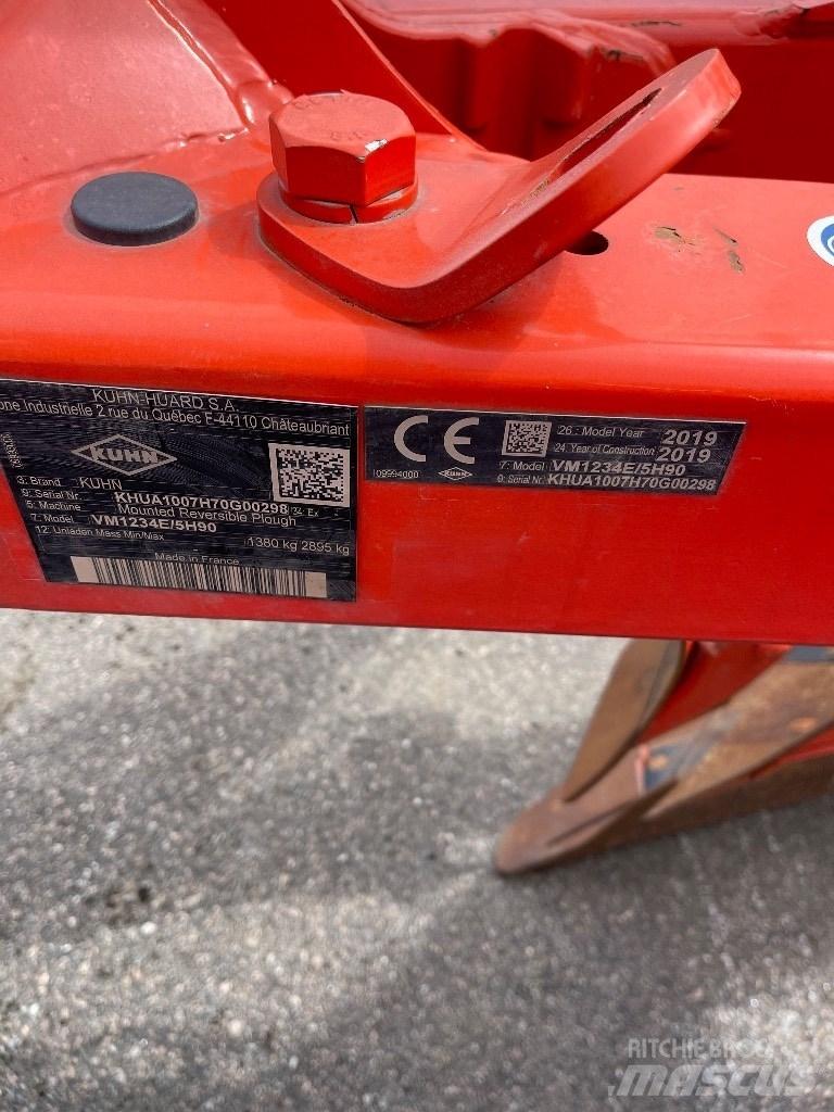 Kuhn Vari-Master 123 双向犁