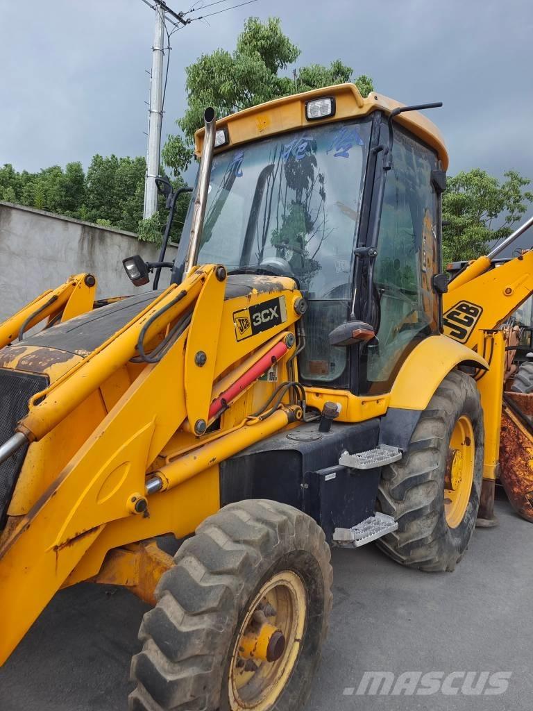 JCB 3 CX 反铲装载机