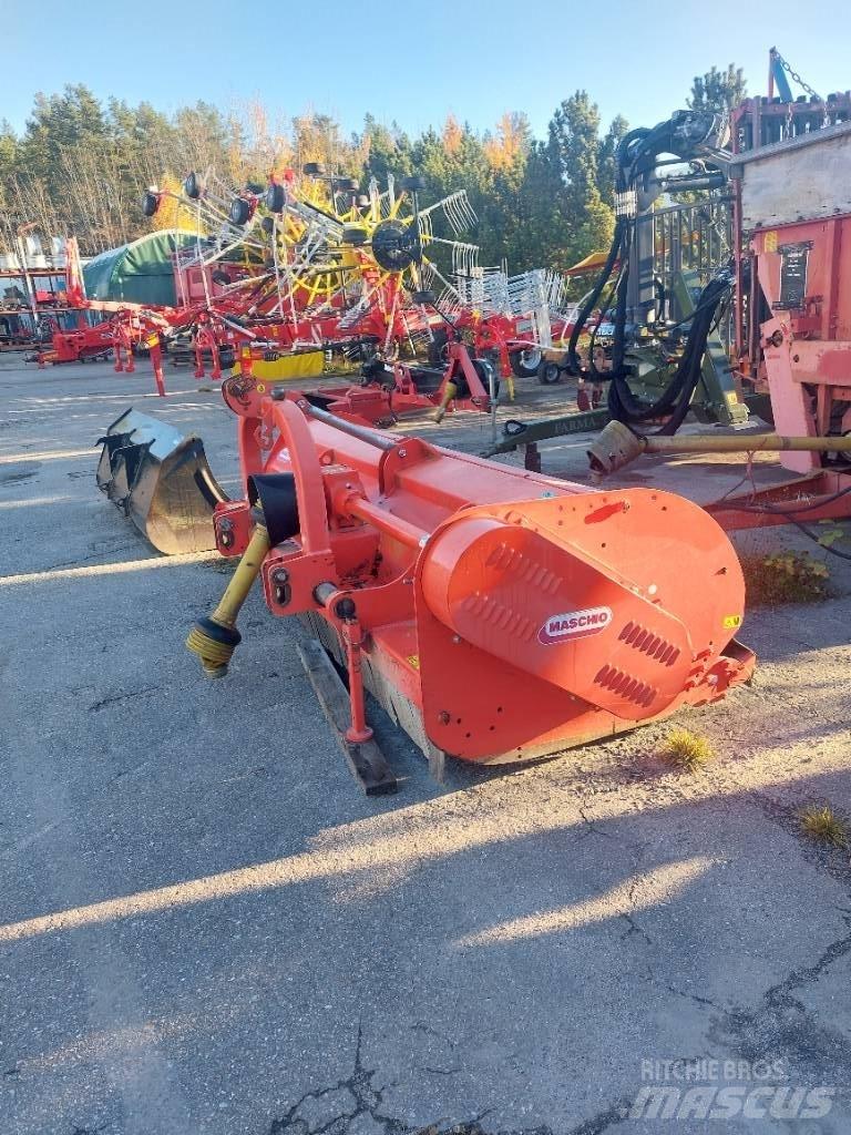 Maschio Tornado 280 牧场割草机和切顶器