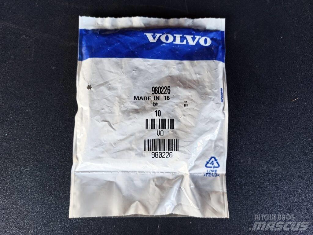 Volvo STUD 980226 运输工具-其他