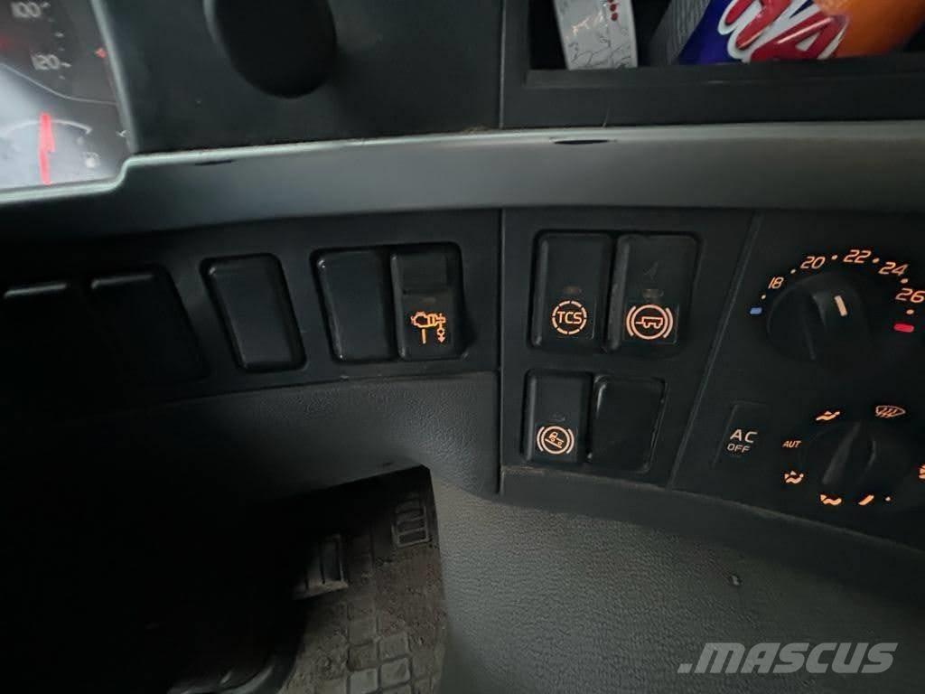 Volvo FM 460 起重车