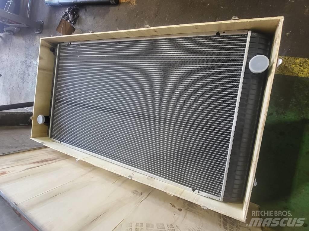 Volvo VOE15147470 散热器